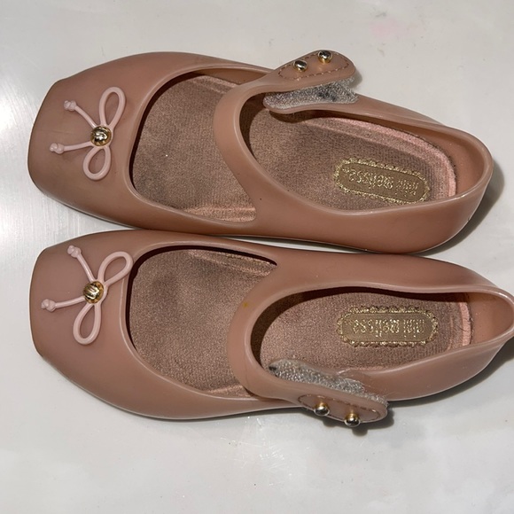 Mini Melissa shoes - Picture 1 of 2